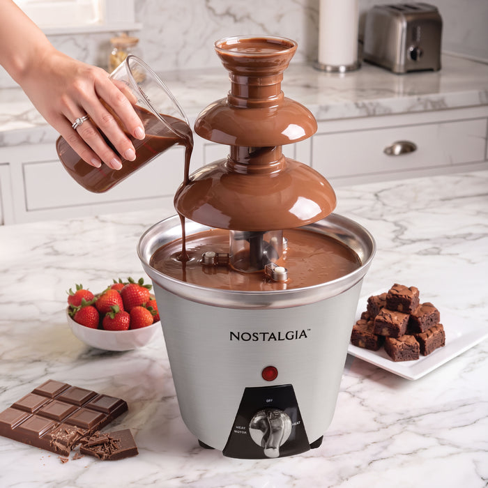 Nostalgia 3-Tier Chocolate Fondue Fountain