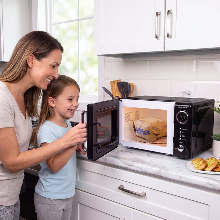 Retro 0.7 cu. ft. 700-Watt Countertop Microwave Oven