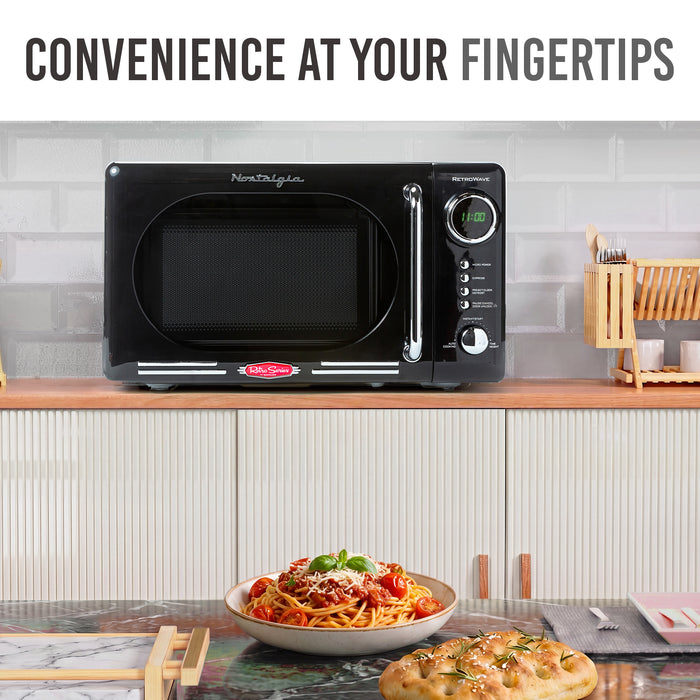 Retro 0.7 cu. ft. 700-Watt Countertop Microwave Oven